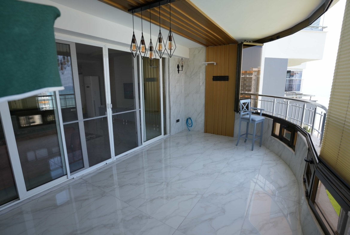 Mersin Kargıpınarı Queenaba Sitesi A Bloklarda Satılık 3+1 Lüks Köşe Daire
