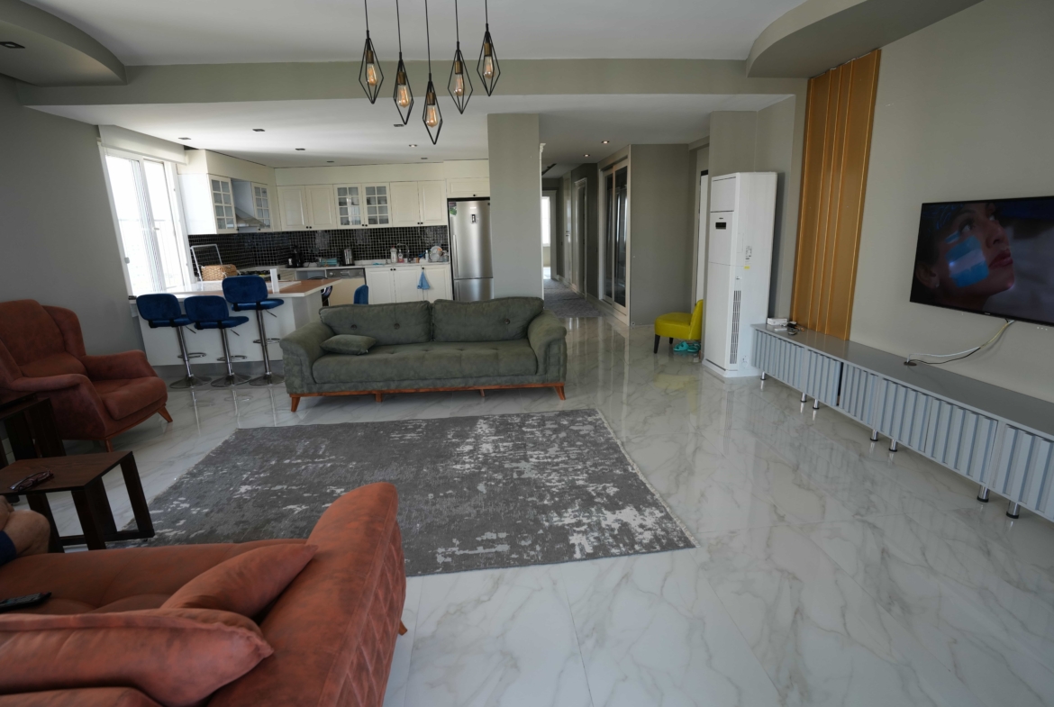 Mersin Kargıpınarı Queenaba Sitesi A Bloklarda Satılık 3+1 Lüks Köşe Daire