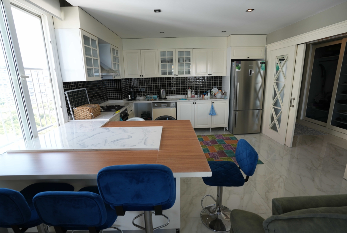 Mersin Kargıpınarı Queenaba Sitesi A Bloklarda Satılık 3+1 Lüks Köşe Daire