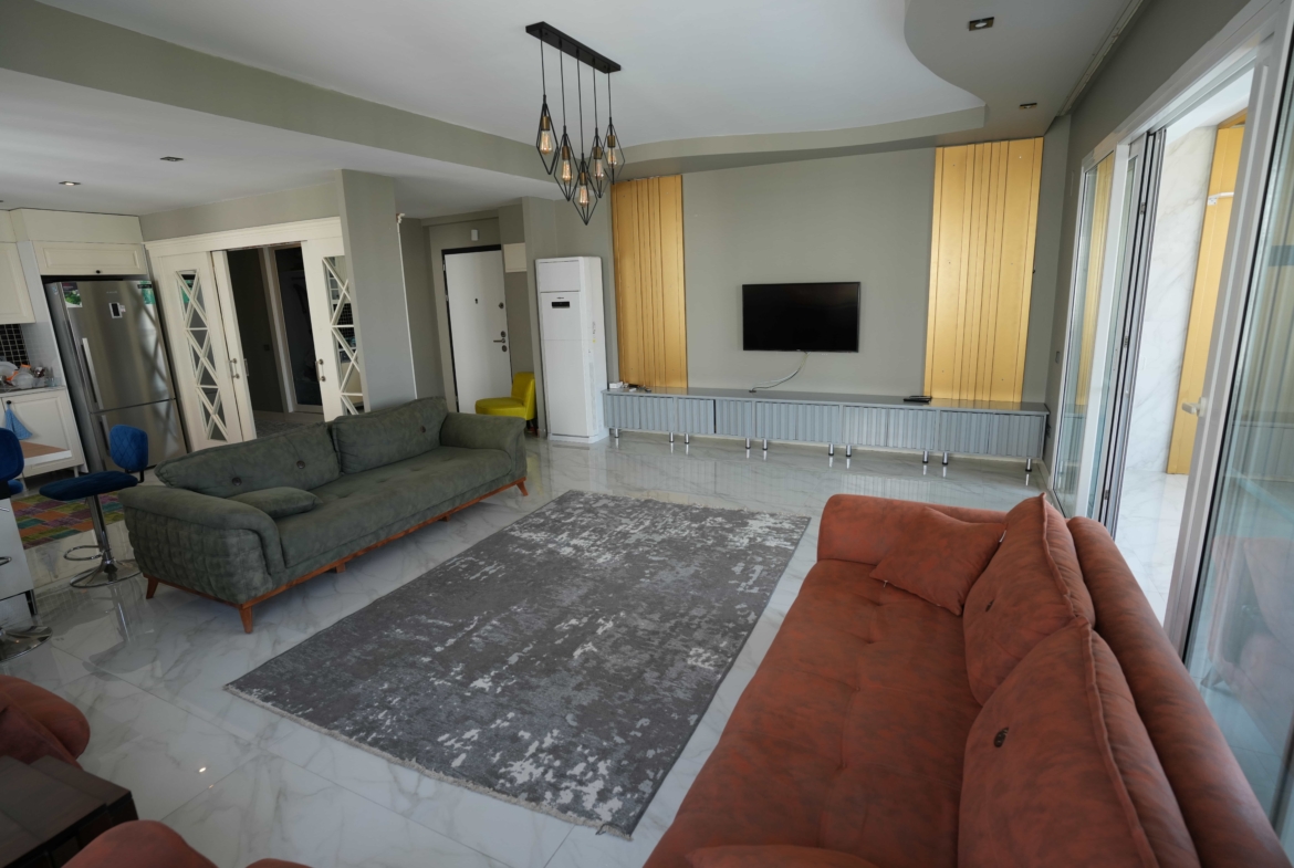 Mersin Kargıpınarı Queenaba Sitesi A Bloklarda Satılık 3+1 Lüks Köşe Daire