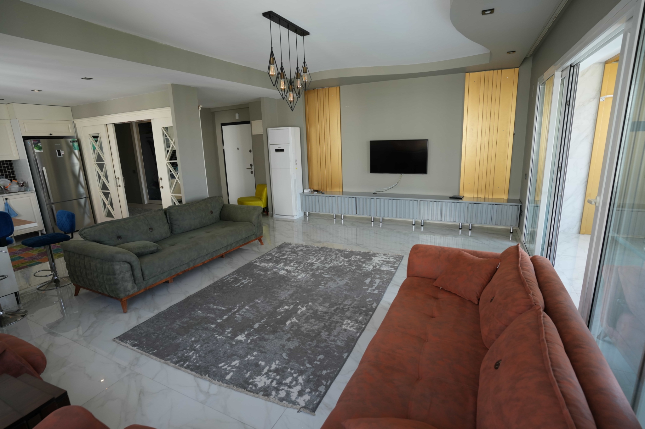 VIP01250 Mersin Kargıpınarı Queenaba Sitesi A Bloklarda Satılık 3+1 Lüks Köşe Daire