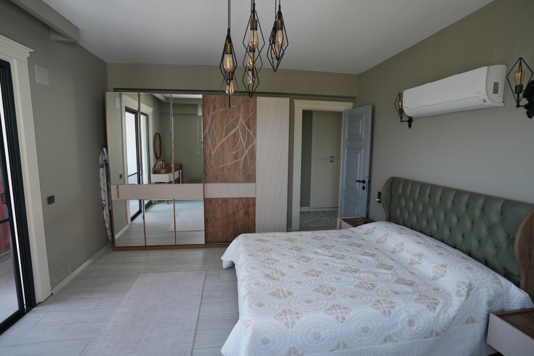VIP01260 Mersin Kargıpınarı Queenaba Sitesi A Bloklarda Satılık 3+1 Lüks Köşe Daire