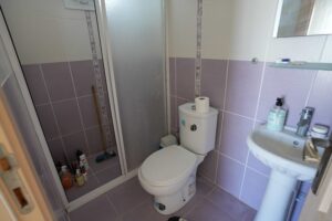 4+1-Zimmer-Wohnung mit Meerblick in Gündeşli Plaza, Aşağı Alata, Erdemli, Mersin zu verkaufen