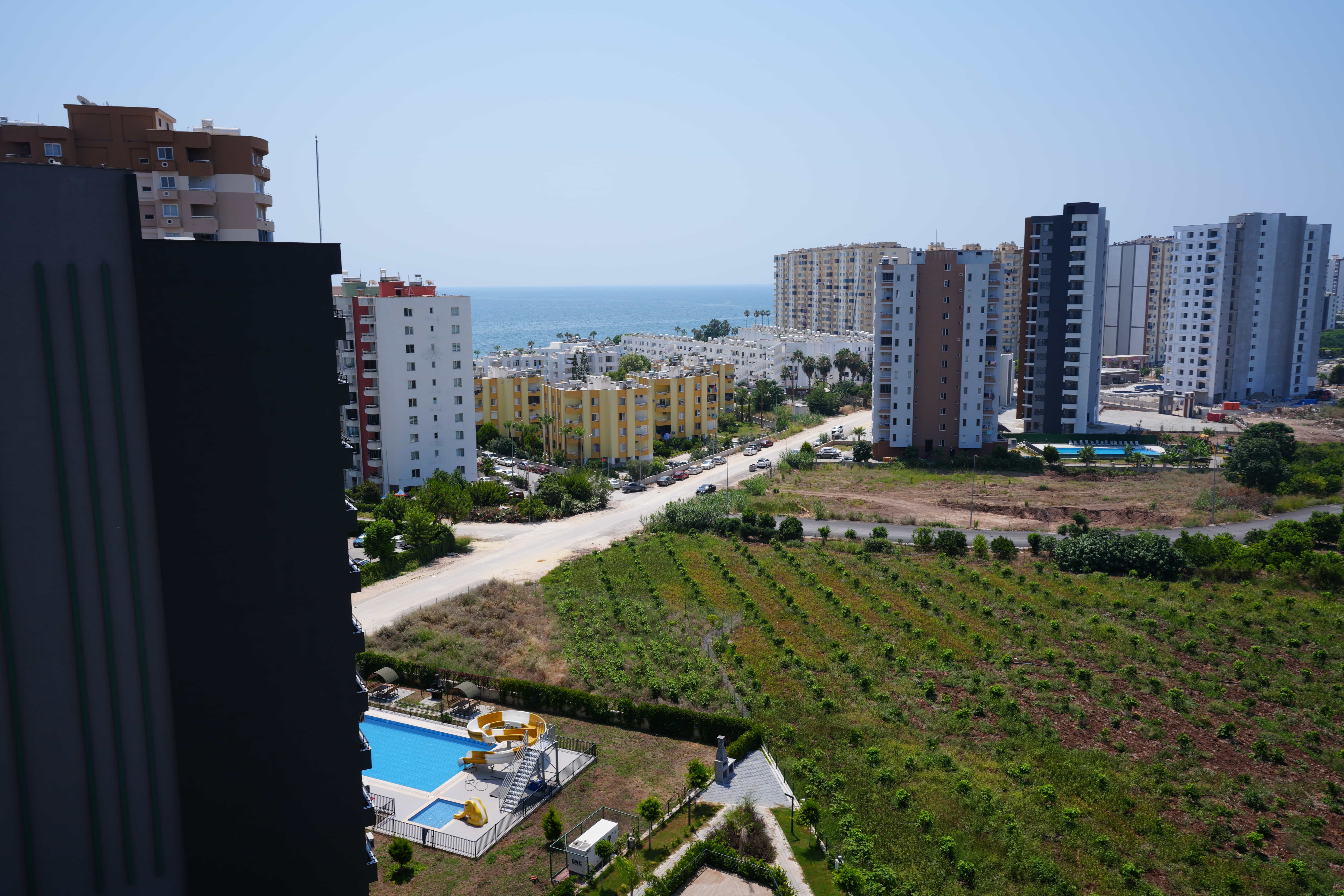 Mersin Erdemli Çeşmeli Emerald Deluxe 1+1 Apartment for Sale with Sea View