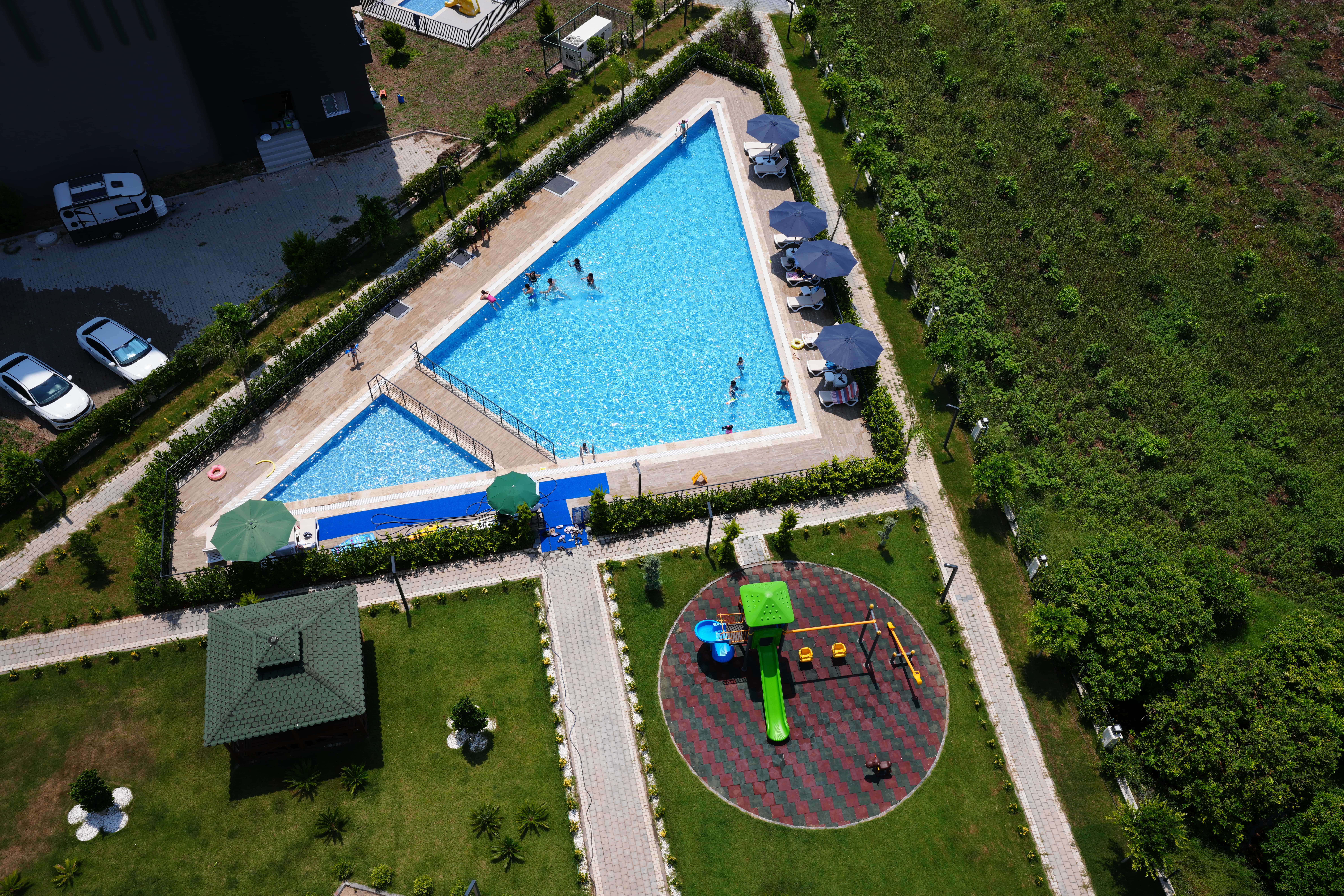 Mersin Erdemli Çeşmeli Emerald Deluxe 1+1 Apartment for Sale with Sea View