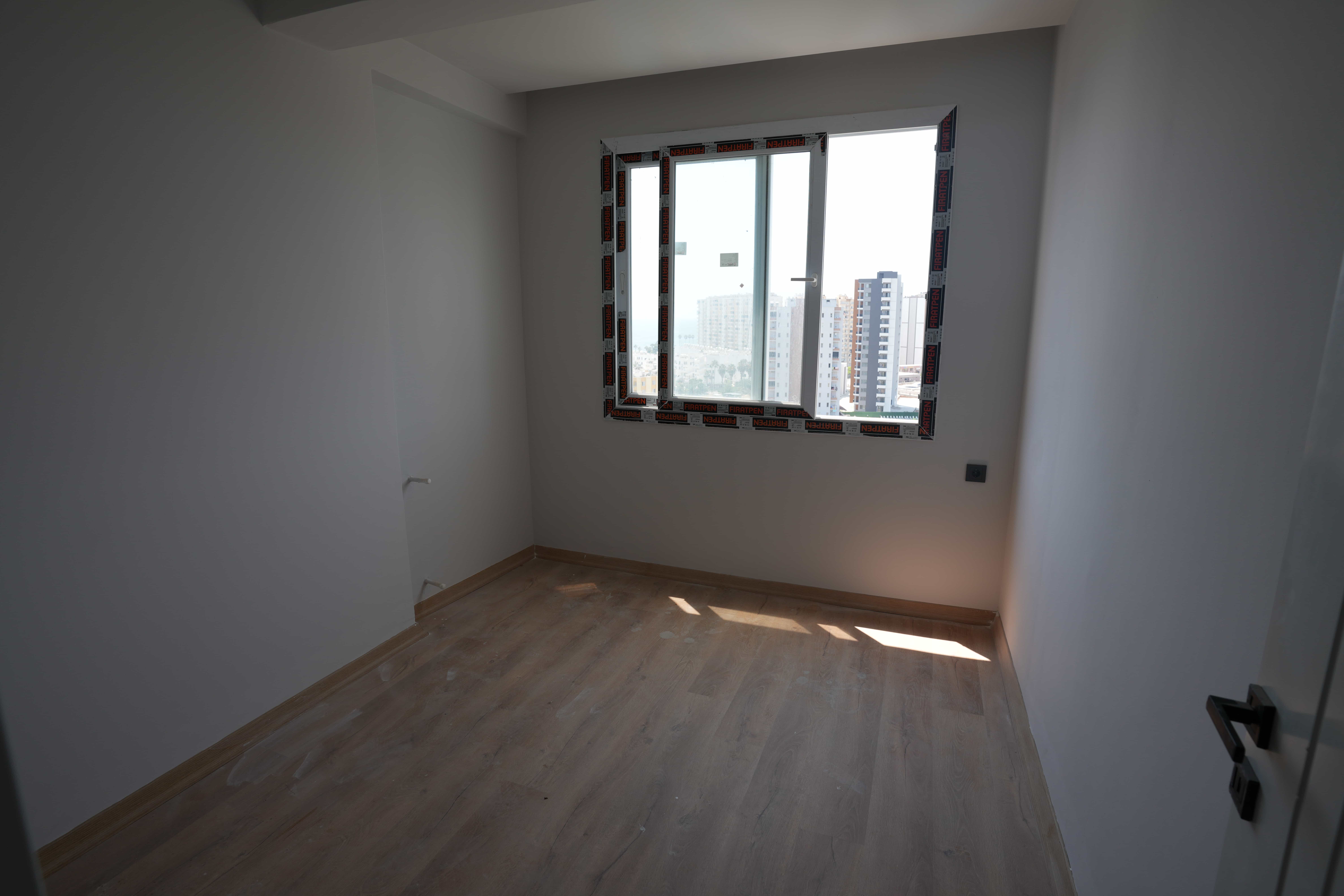 Mersin Erdemli Çeşmeli Emerald Deluxe 1+1 Apartment for Sale with Sea View