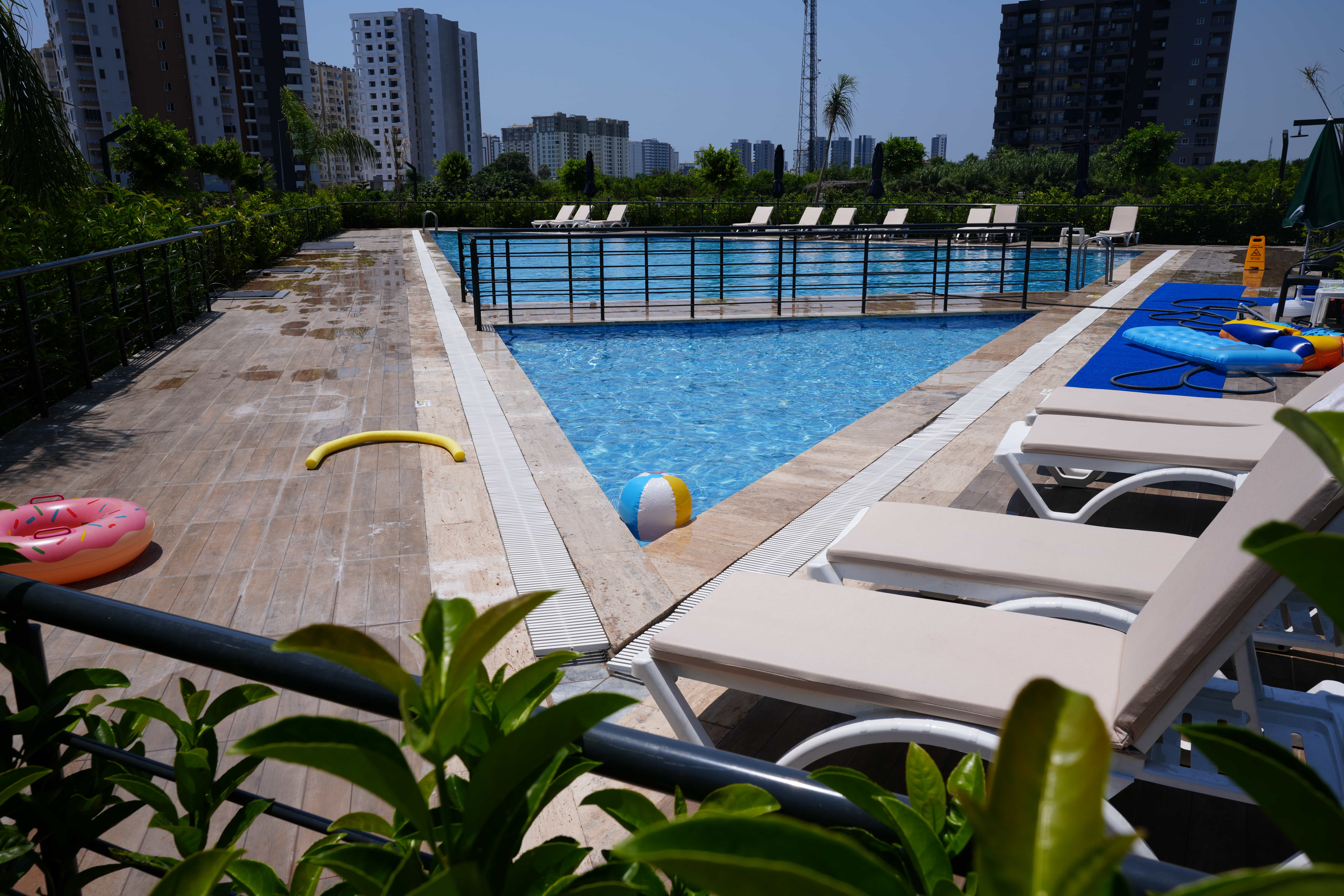 Mersin Erdemli Çeşmeli Emerald Deluxe 1+1 Apartment for Sale with Sea View