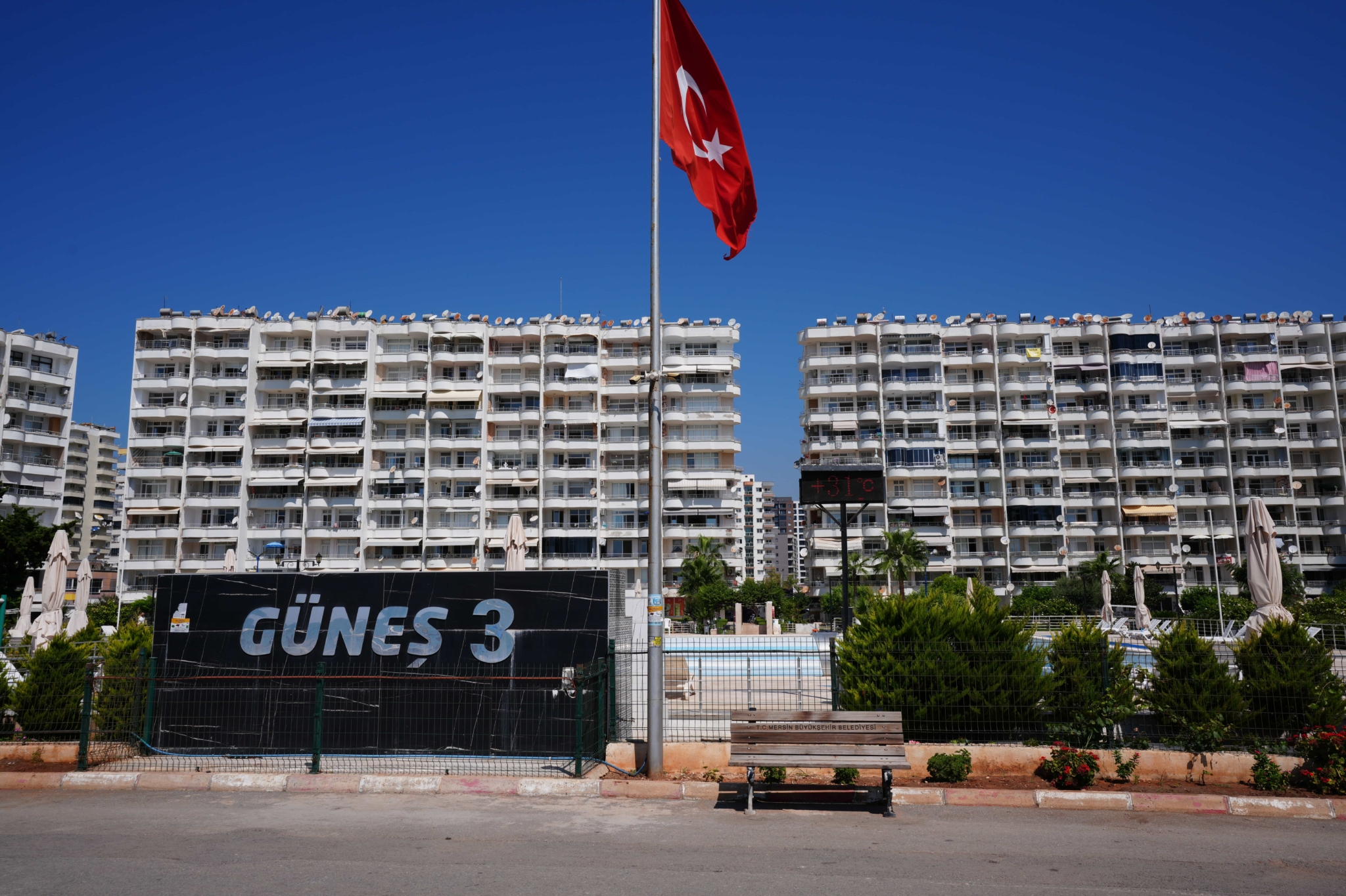 Mersin Erdemli Arpaçbahşiş Güneş 3 Sitesi Satılık 2+1 Bakımlı Daire