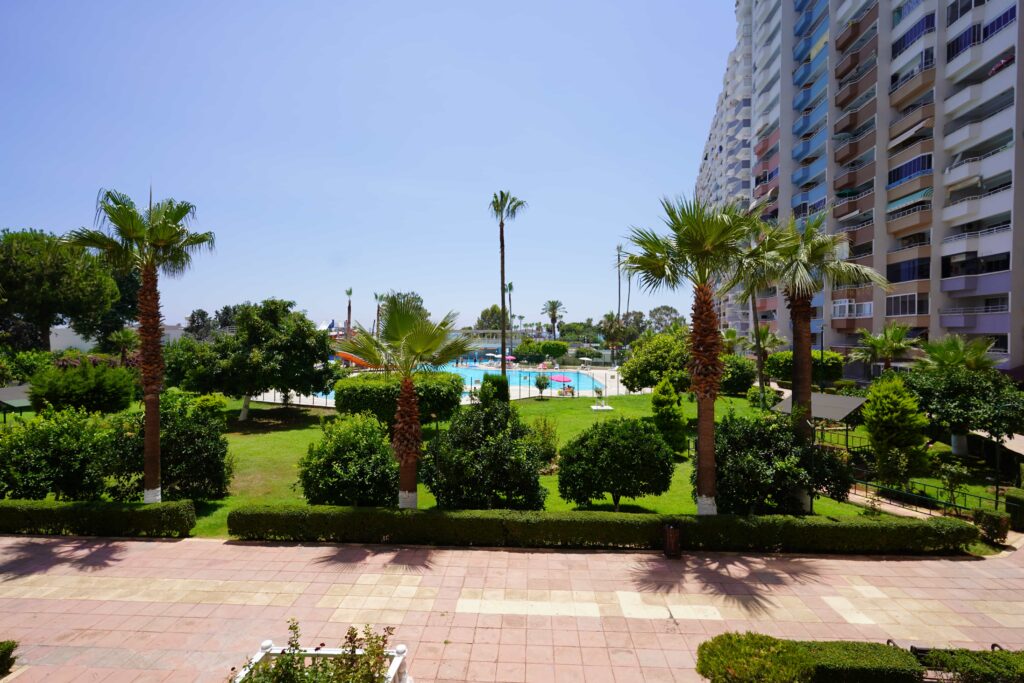 Mersin Erdemli Tömük Denize sıfır Flamingo 3  1+1 Daire