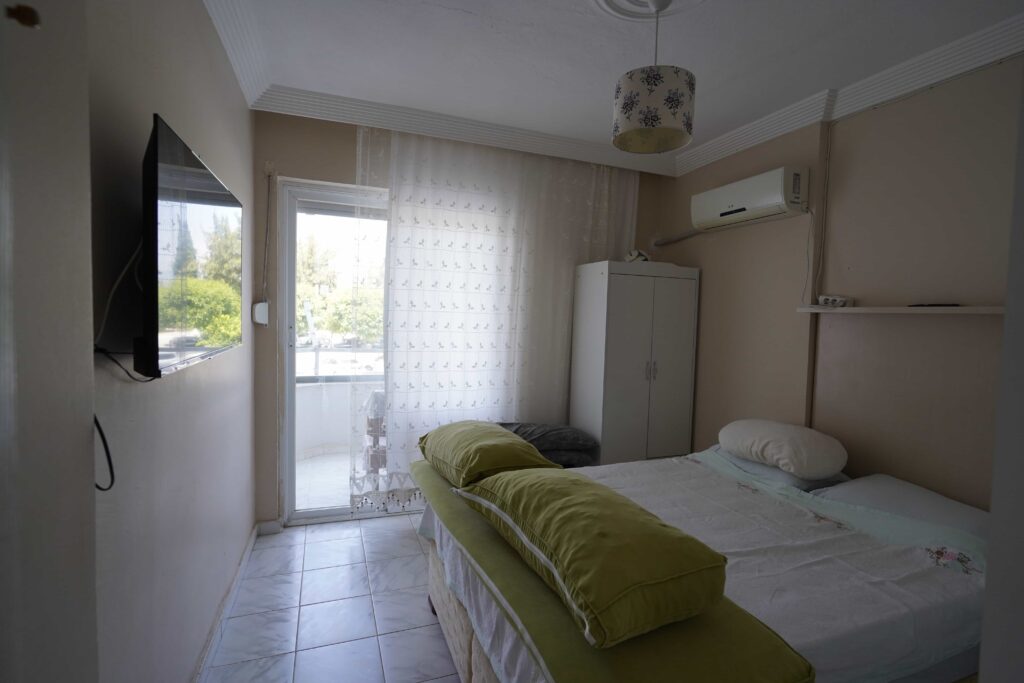Mersin Erdemli Tömük Denize sıfır Flamingo 3  1+1 Daire