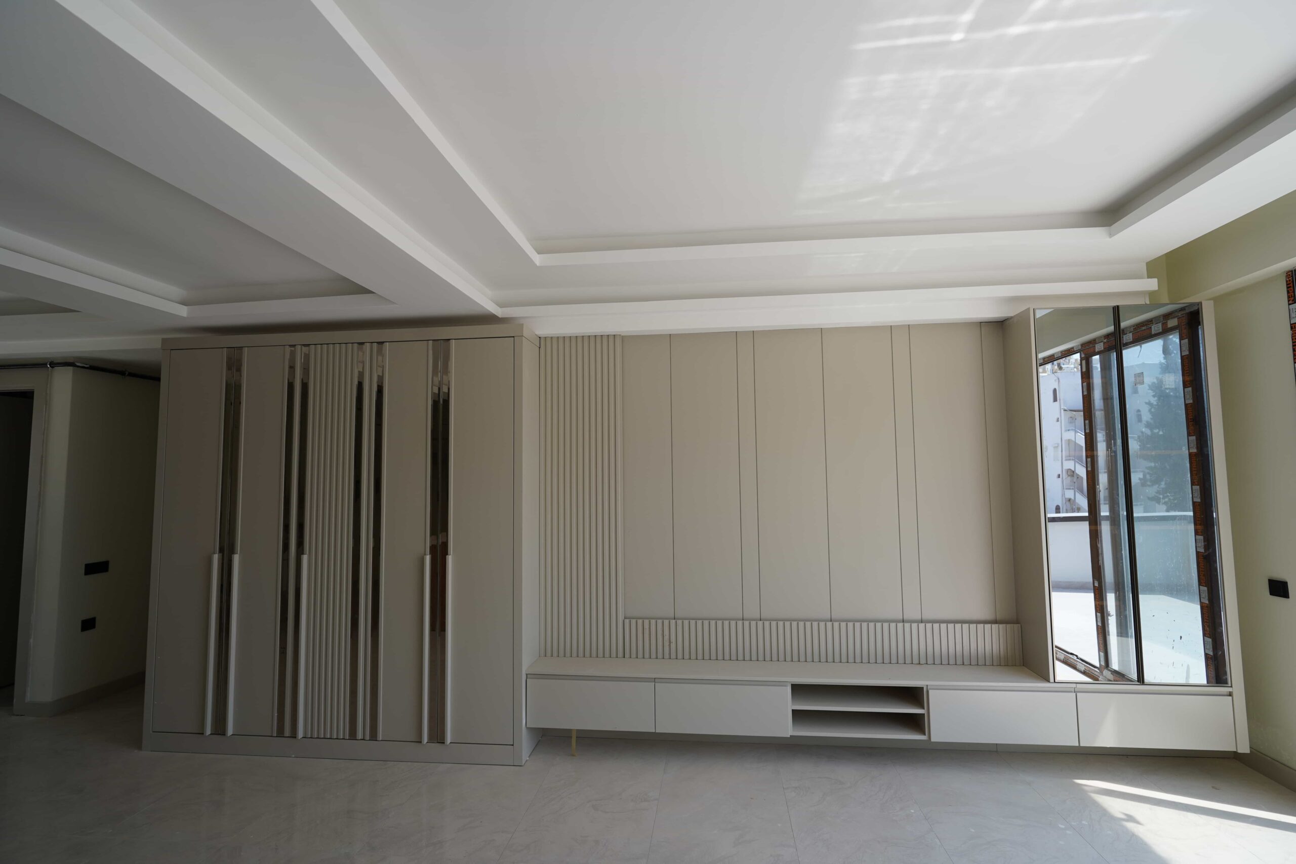 Erdemli Çeşmeli 2+1 Duplex Appartement met Terras in een Wooncomplex