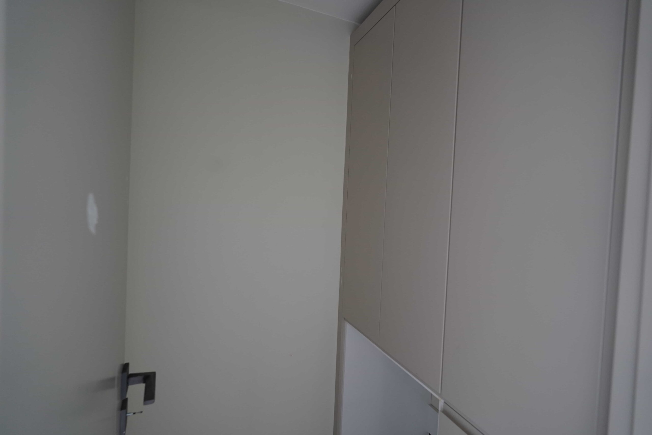 Erdemli Çeşmeli 2+1 Duplex Appartement met Terras in een Wooncomplex
