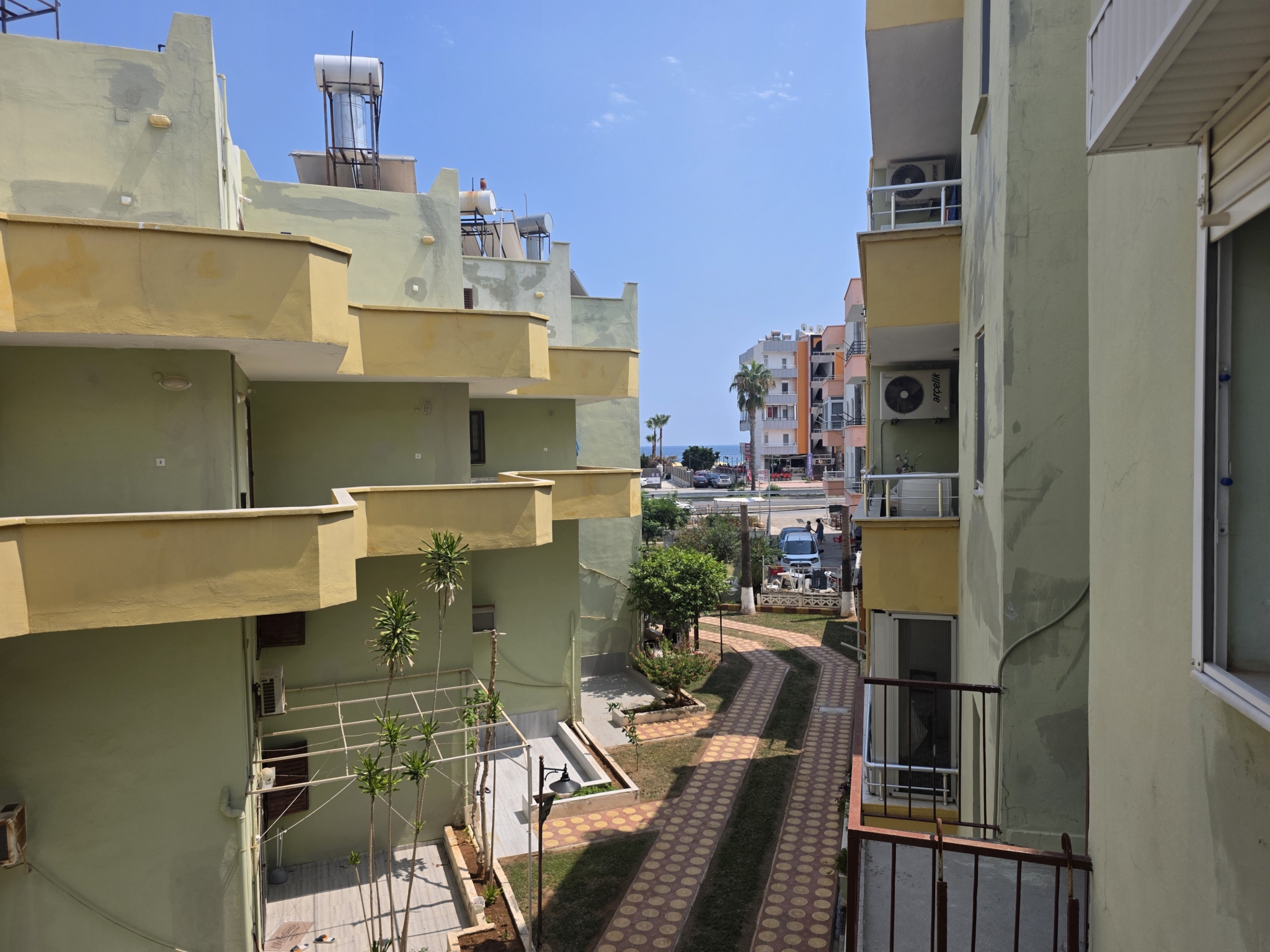 20260824_132353 Mersin Silifke Susanoğlu Ekil Sitesi Eşyalı Satılık 2+1 Dubleks Daire