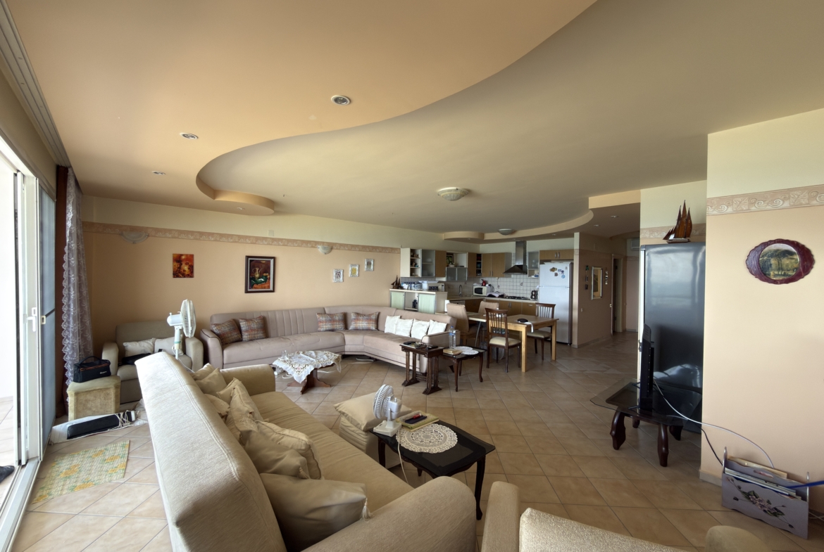 Mersin Erdemli Limonlu Denize Sıfır Liparis 4 Sitesi Akdeniz Evleri Satılık 2+1 Daire