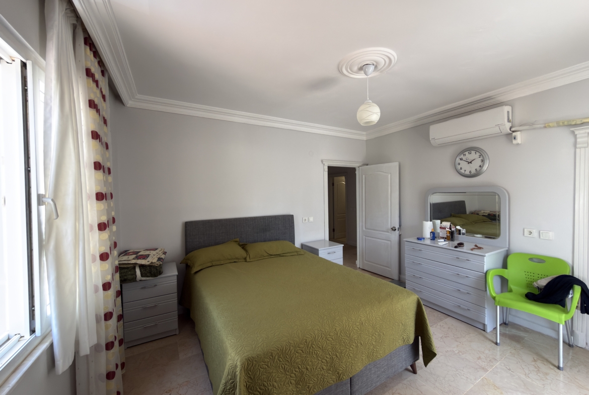 Mersin Erdemli Ayaş Denize Sıfır Club Alga Sitesi Satılık 3+1 Daire