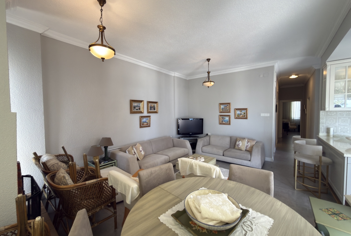 Mersin Erdemli Kumkuyu Altınportakal Sitesi Satılık 3+1 Özel Dizayn Daire