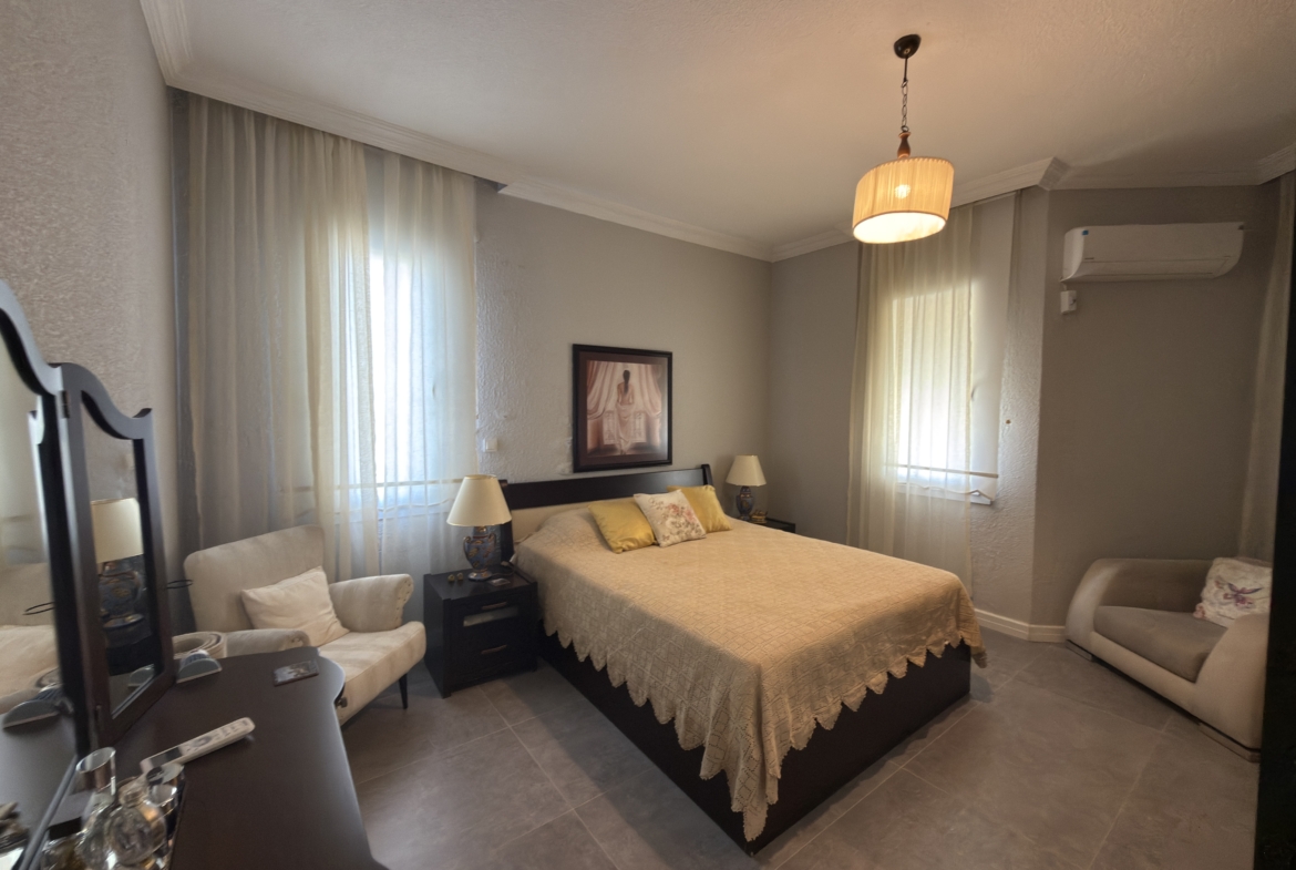 Mersin Erdemli Kumkuyu Altınportakal Sitesi Satılık 3+1 Özel Dizayn Daire