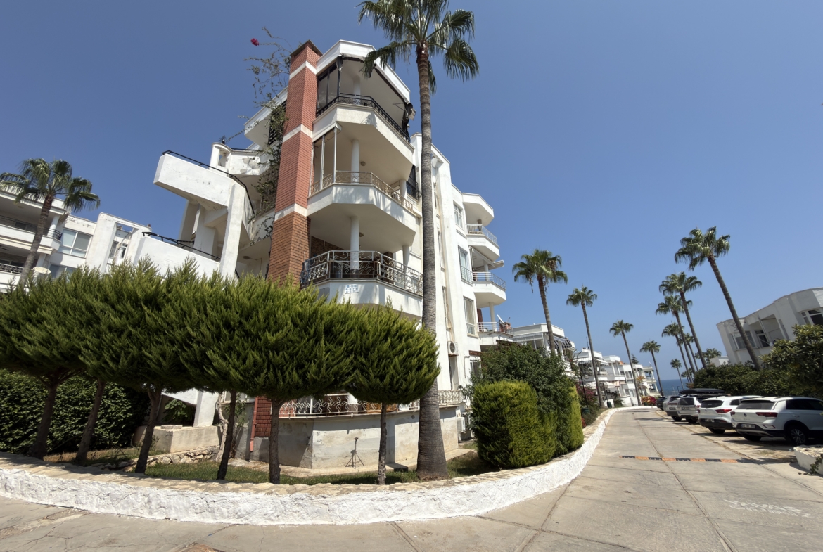 Mersin Erdemli Kumkuyu Altınportakal Sitesi Satılık 3+1 Özel Dizayn Daire