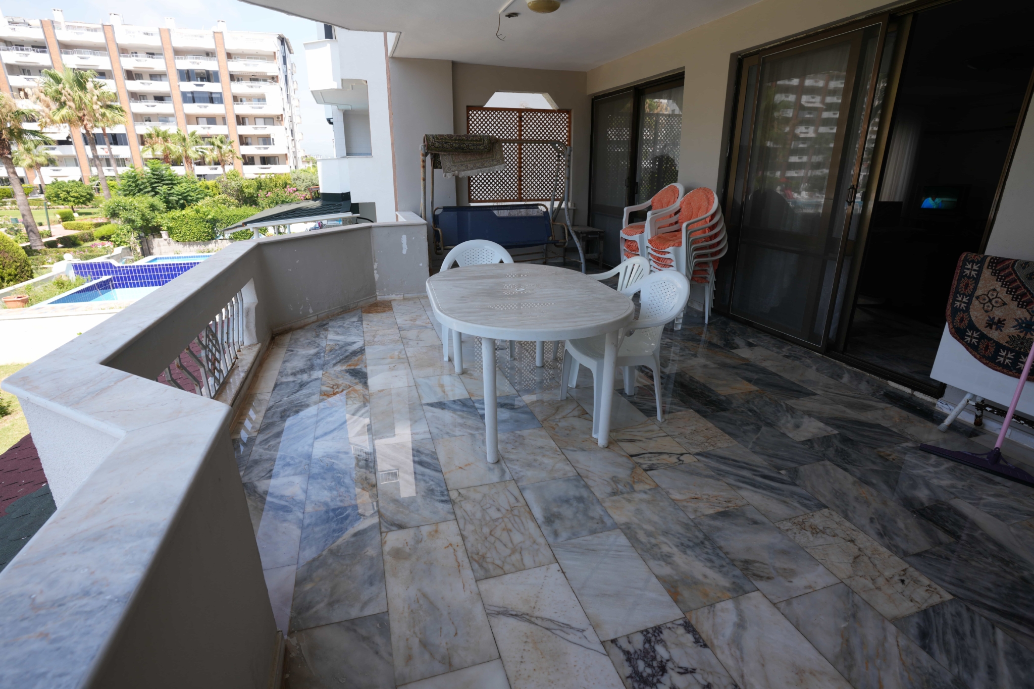 Mersin Erdemli Çeşmeli Altunören 1 Sitesi 3+1 Satılık Ön Blok Daire