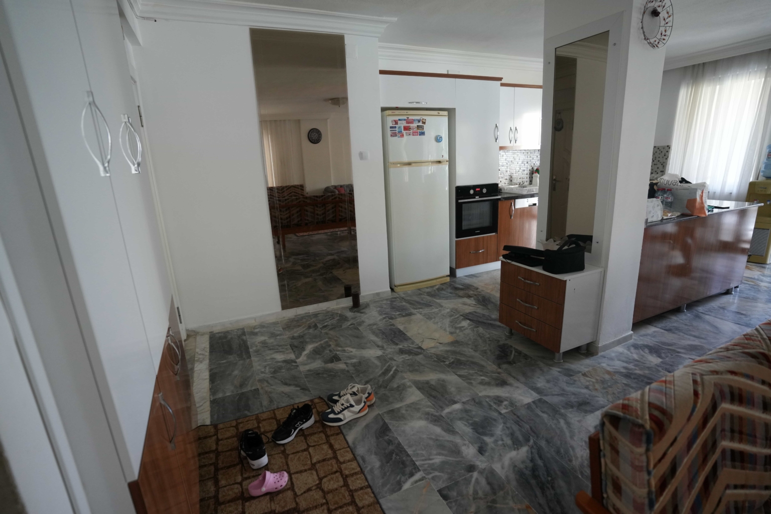 Mersin Erdemli Çeşmeli Altunören 1 Sitesi 3+1 Satılık Ön Blok Daire