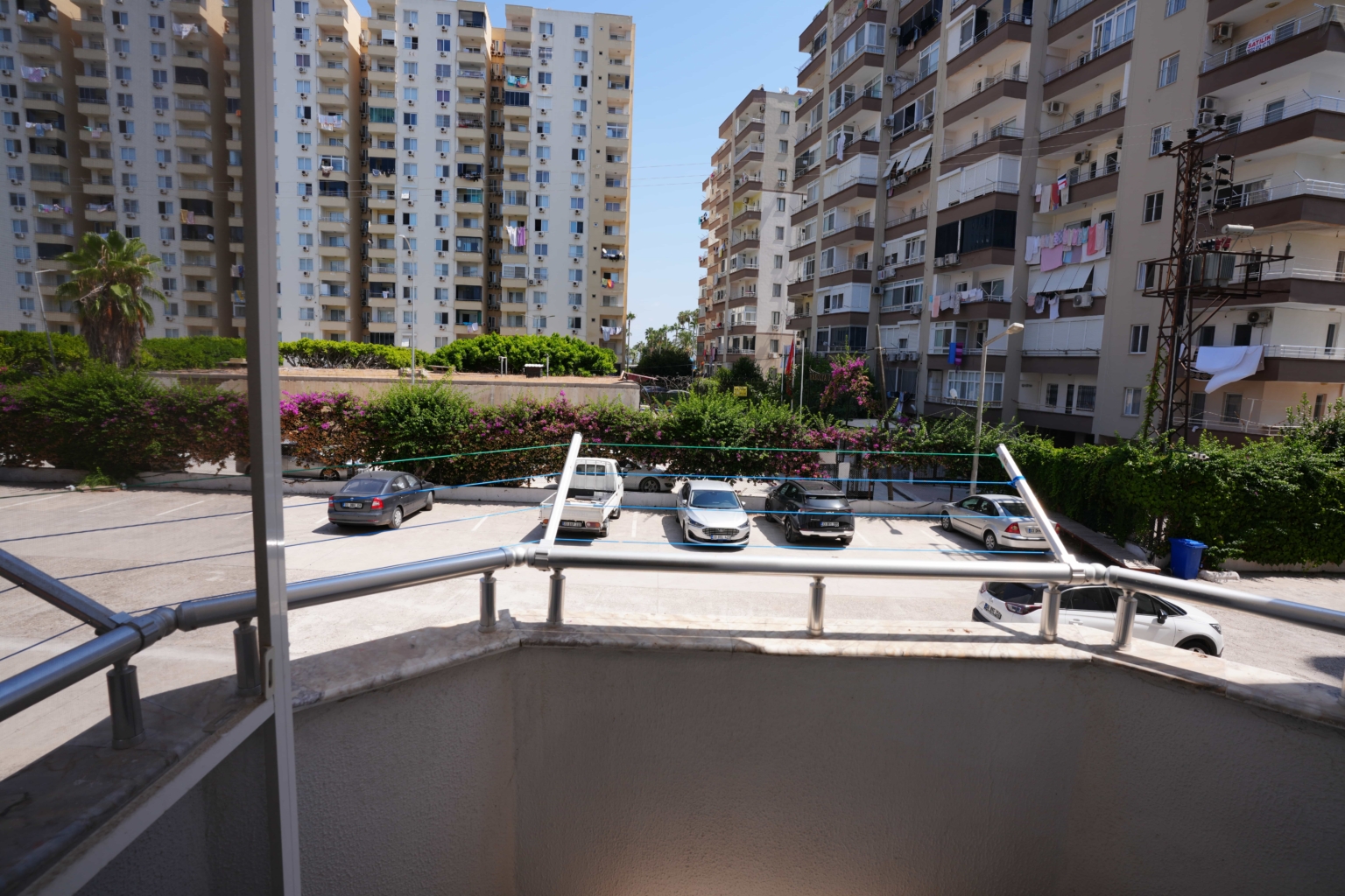 Mersin Erdemli Çeşmeli Altunören 1 Sitesi 3+1 Satılık Ön Blok Daire