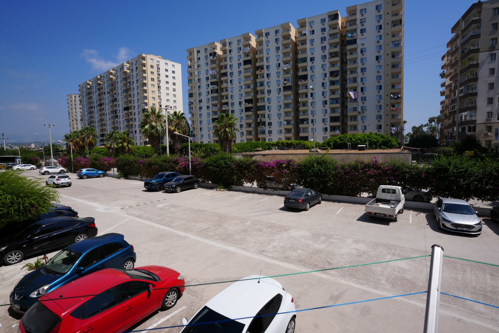 Mersin Erdemli Çeşmeli Altunören 1 Sitesi 3+1 Satılık Ön Blok Daire