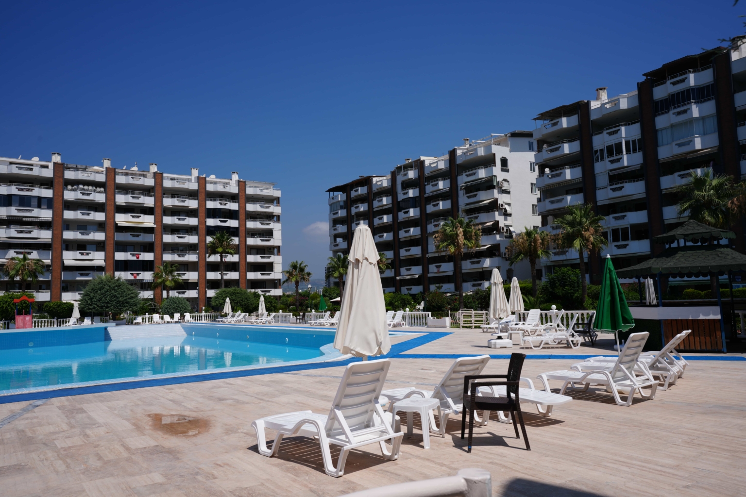 Mersin Erdemli Çeşmeli Altunören 1 Sitesi 3+1 Satılık Ön Blok Daire