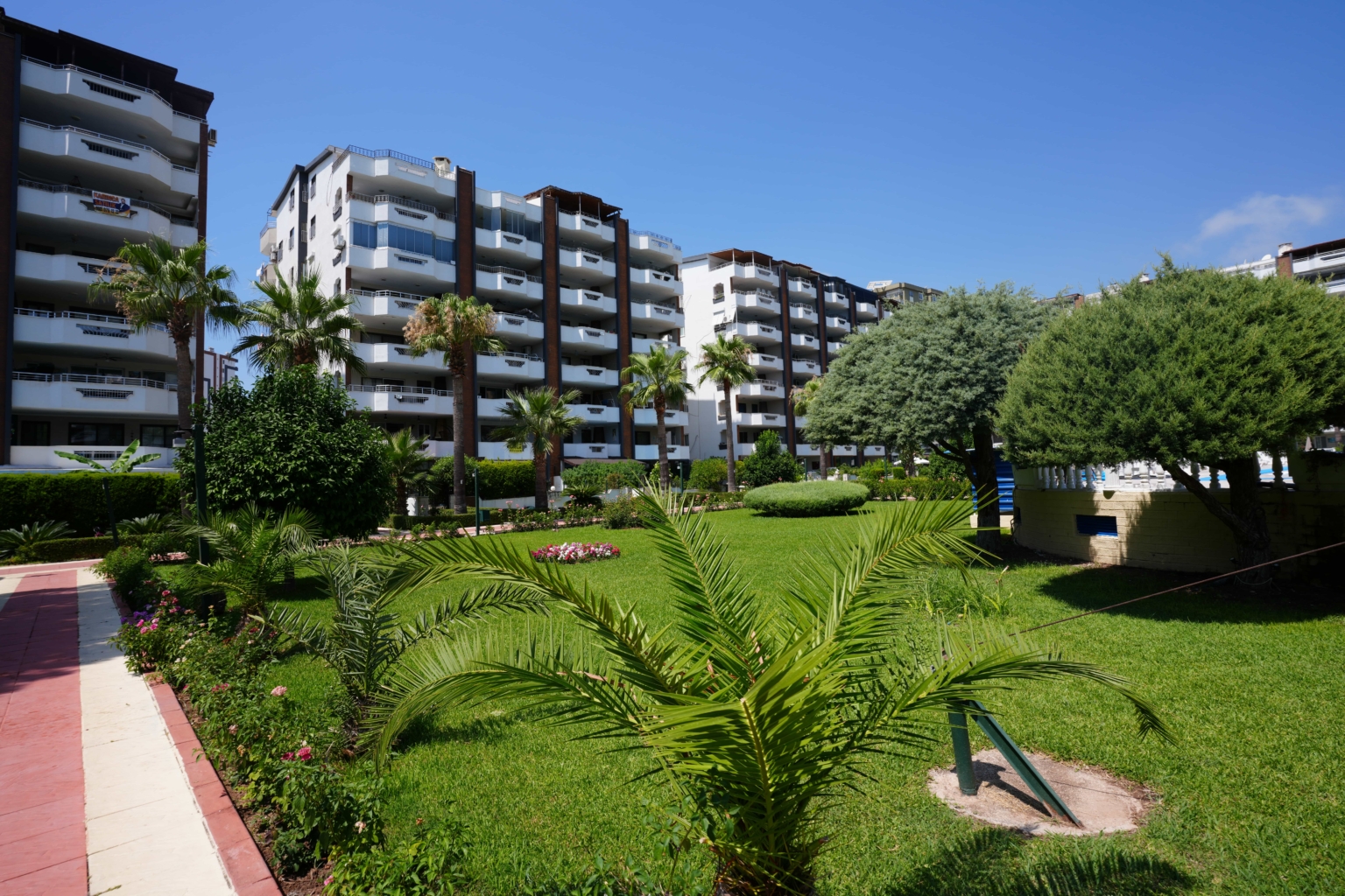 Mersin Erdemli Çeşmeli Altunören 1 Sitesi 3+1 Satılık Ön Blok Daire