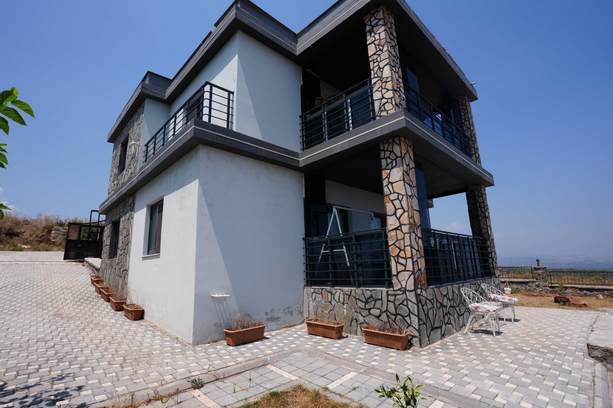 VIP01668 MERSİN ÇANAKÇI ÖZEL TASARIM DENİZ MANZARALI SATILIK 4+1 DUBLEKS VİLLA