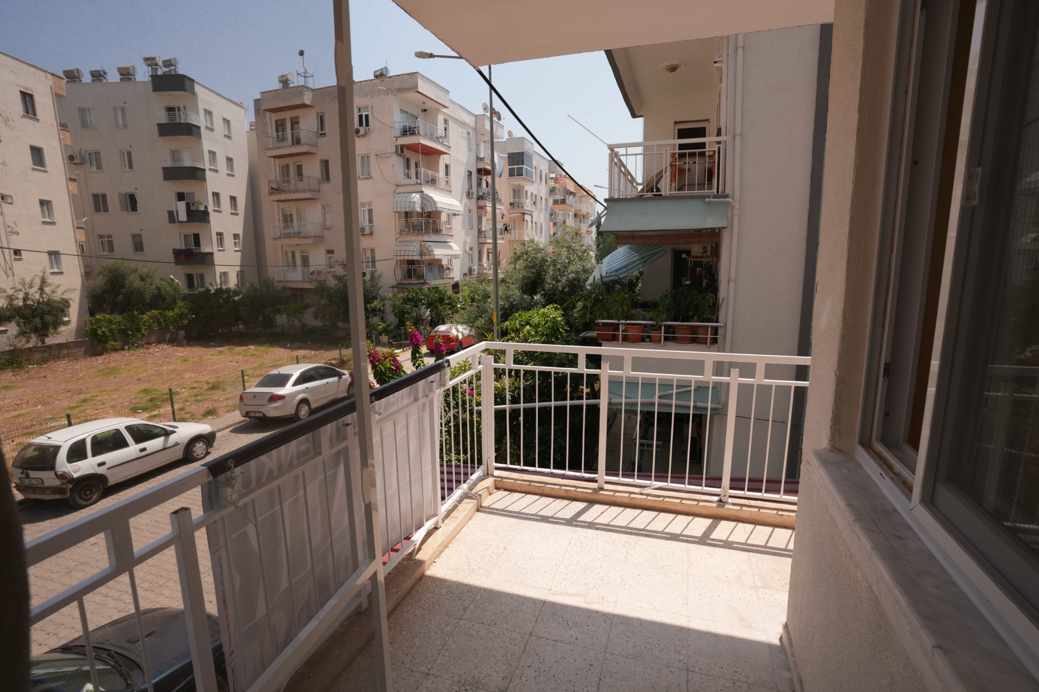 VIP01706 Mersin Erdemli Aşağı Alata Sahilde 3+1 Kiralık Bakımlı Daire