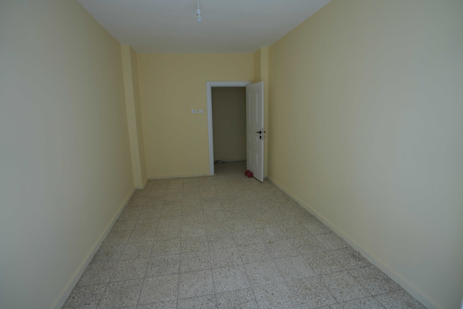 Mersin Erdemli Aşağı Alata Sahilde 3+1 Kiralık Bakımlı Daire