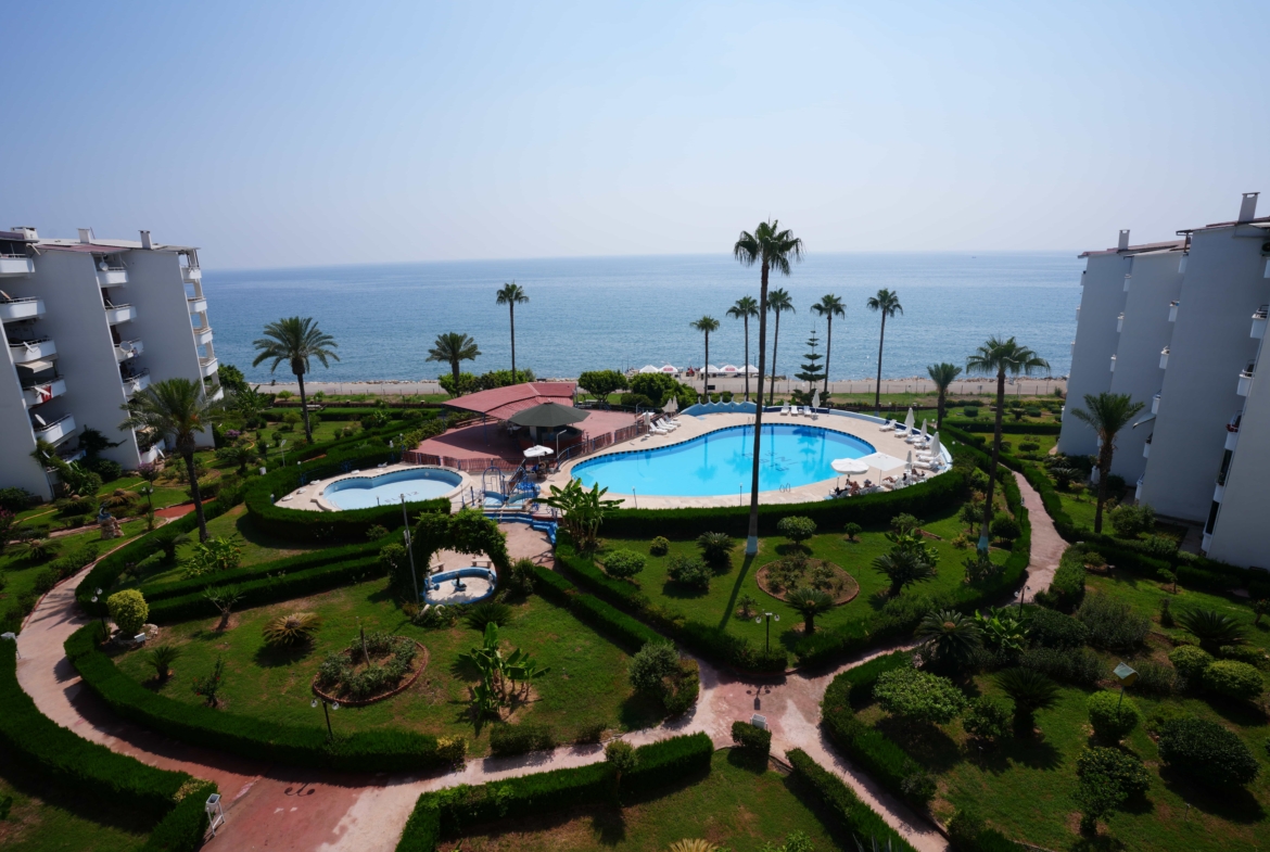Mersin Erdemli Tırtar Elbiz Tatil Sitesi Denize Sıfır 2+1 Yıllık Kiralık Daire