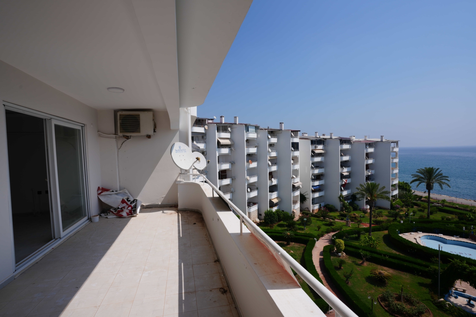 Mersin Erdemli Tırtar Elbiz Tatil Sitesi Denize Sıfır 2+1 Yıllık Kiralık Daire