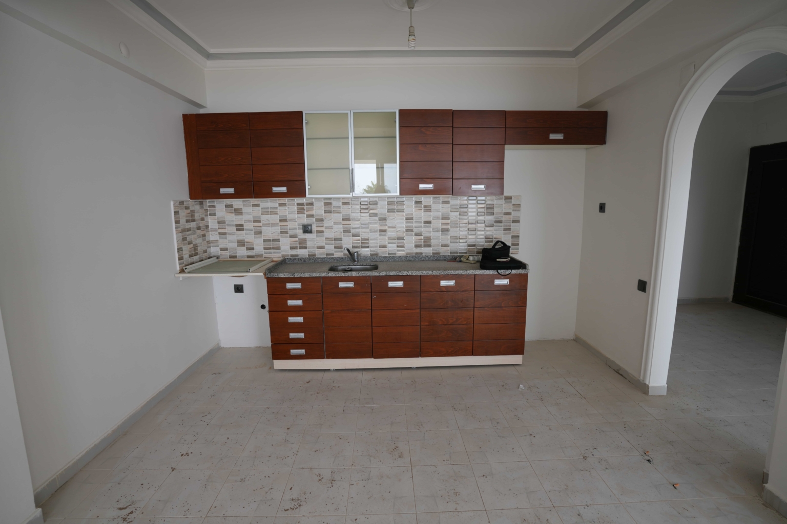 Mersin Erdemli Tırtar Elbiz Tatil Sitesi Denize Sıfır 2+1 Yıllık Kiralık Daire