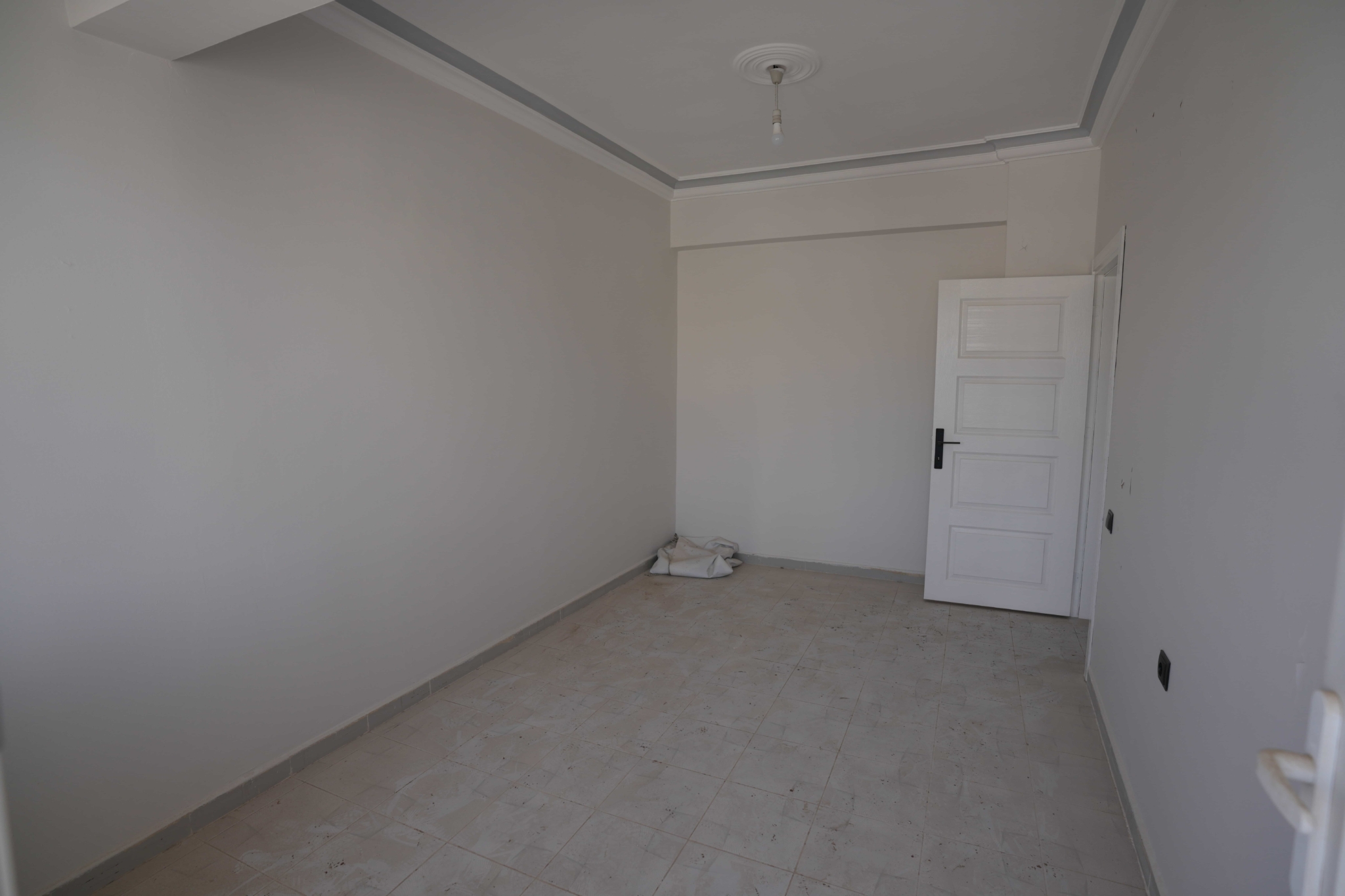 VIP01777 Mersin Erdemli Tırtar Elbiz Tatil Sitesi Denize Sıfır 2+1 Yıllık Kiralık Daire