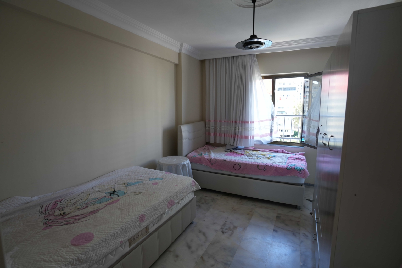Mersin Erdemli Arpaçbahşiş Flamingo 1 Denize Sıfır Satılık 2+1 Bakımlı Daire