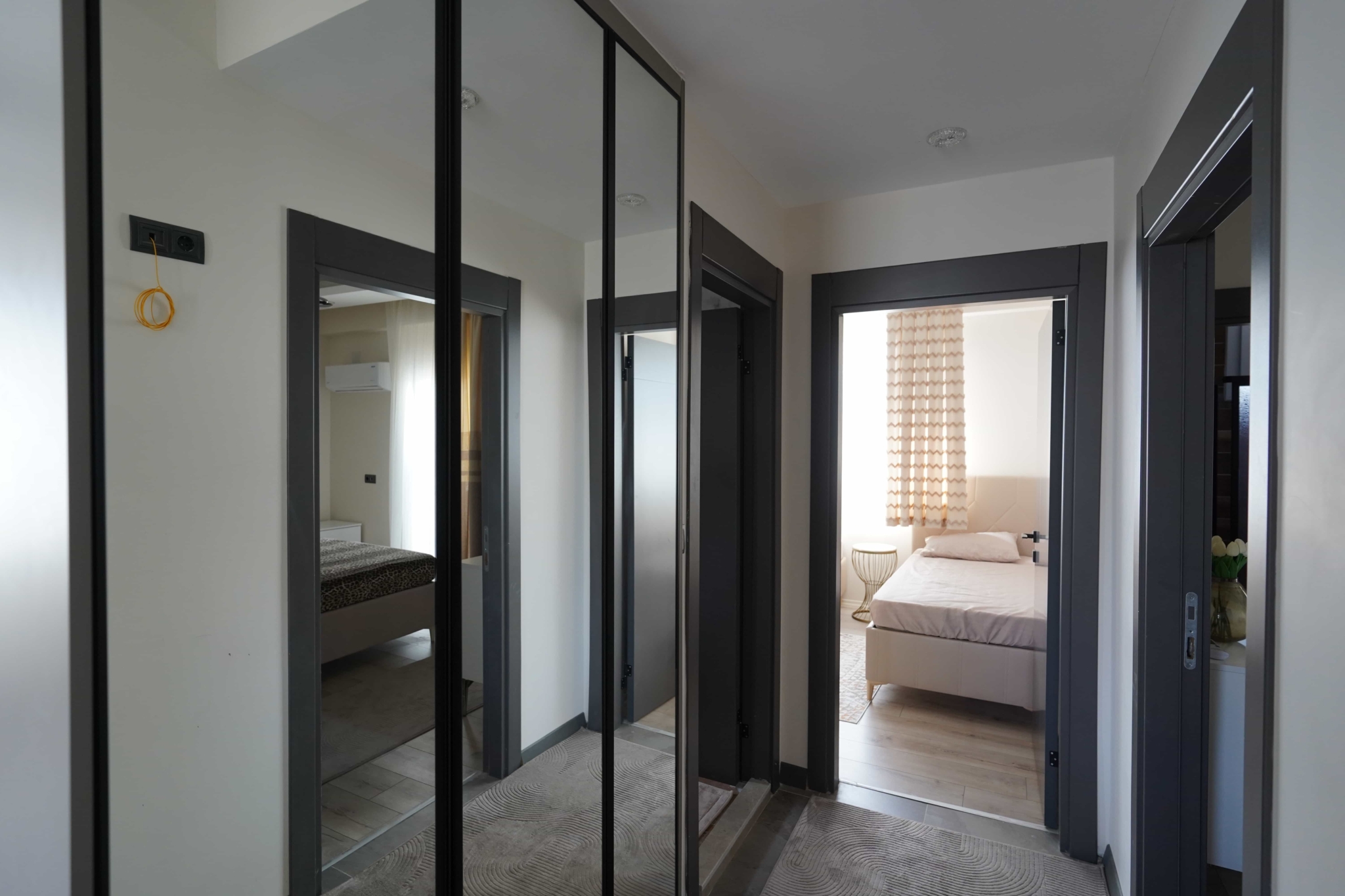 VIP09423 Erdemli Ayaş Class Suit 2 Full Eşyalı 2+1 Satılık Daire