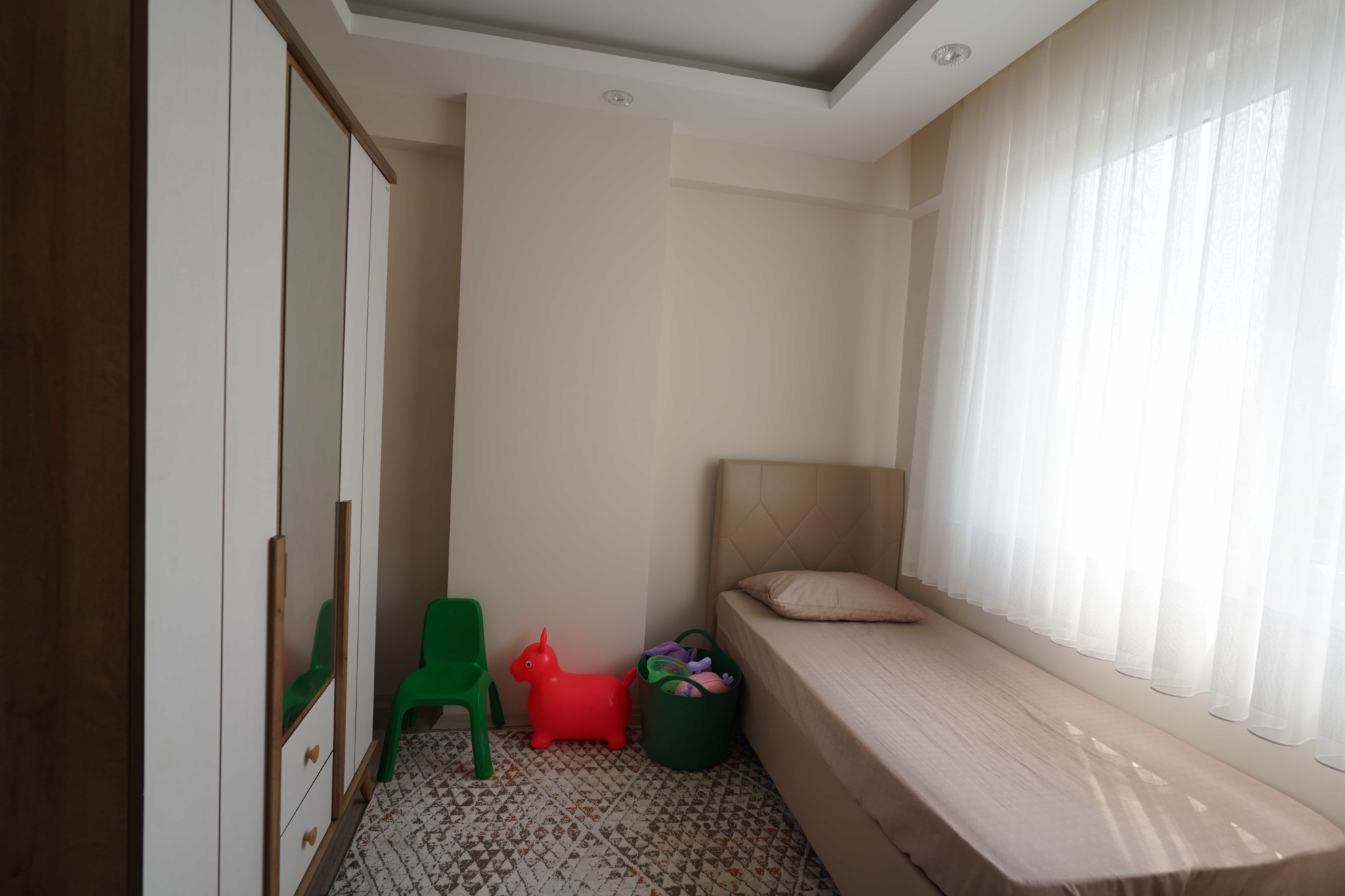 VIP09427 Erdemli Ayaş Class Suit 2 Full Eşyalı 2+1 Satılık Daire