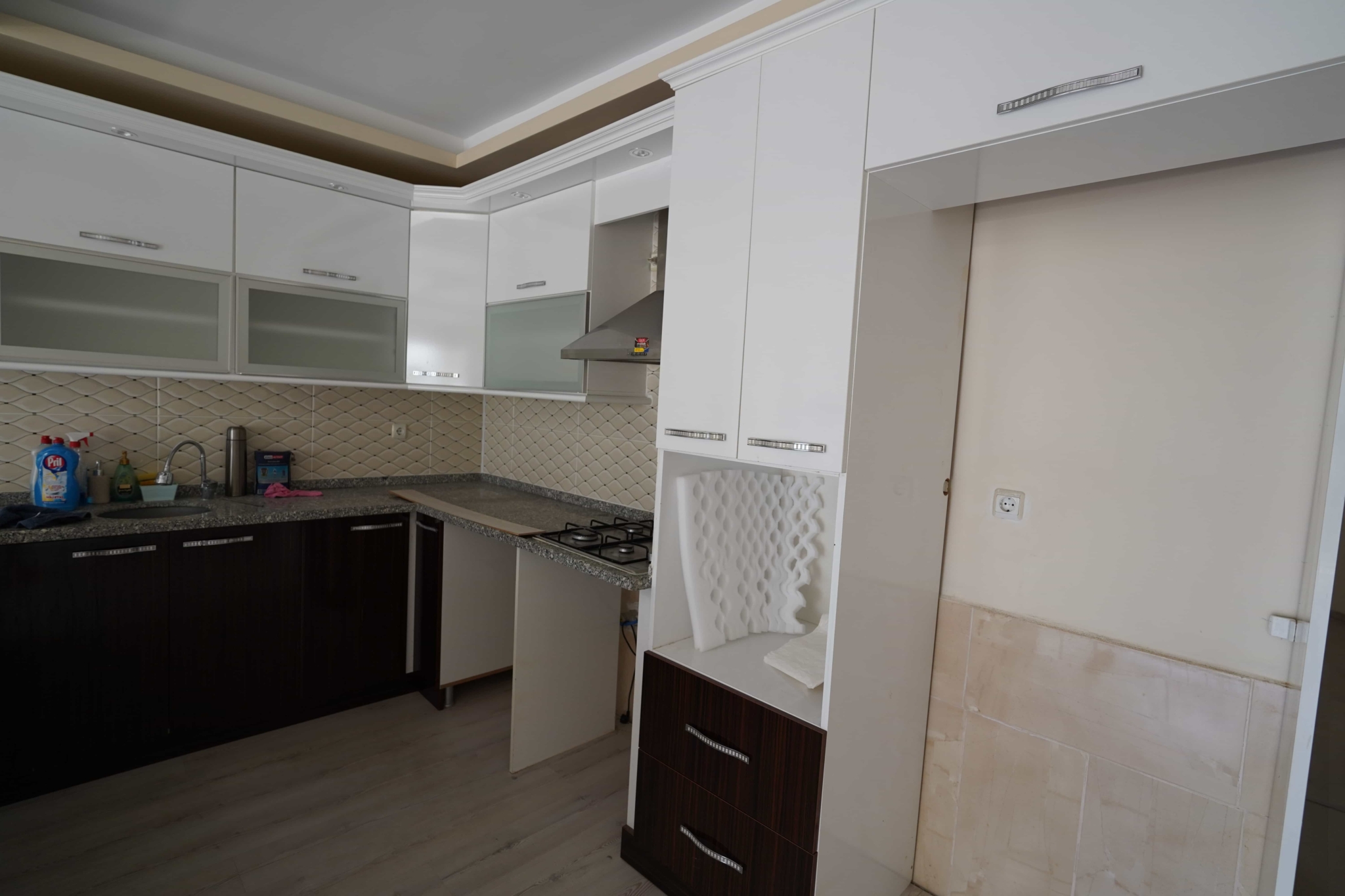 VIP09443 Mersin Erdemli Limonlu Yücel Tatil Sitesi Satılık 1+1 Daire