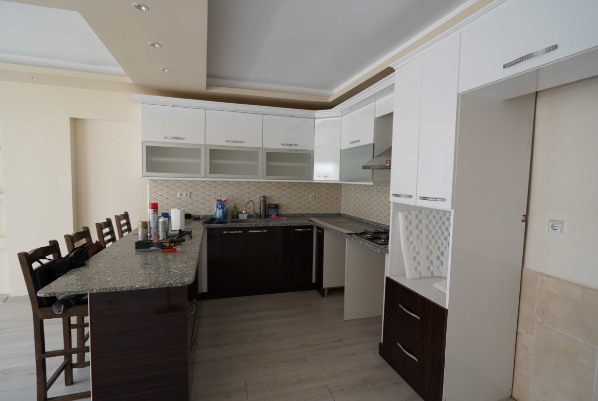 Mersin Erdemli Limonlu Yücel Tatil Sitesi Satılık 1+1 Daire