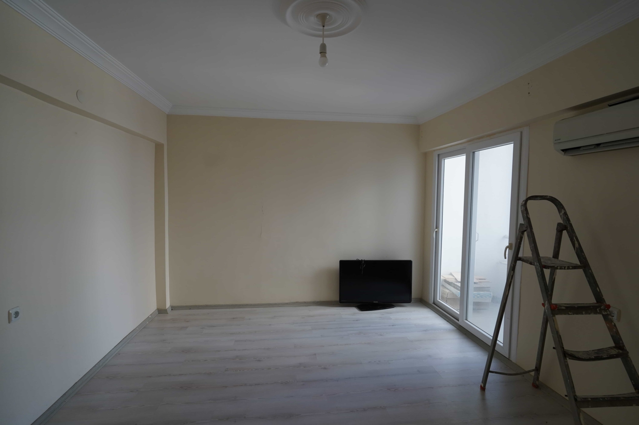 VIP09462 Mersin Erdemli Limonlu Yücel Tatil Sitesi Satılık 1+1 Daire