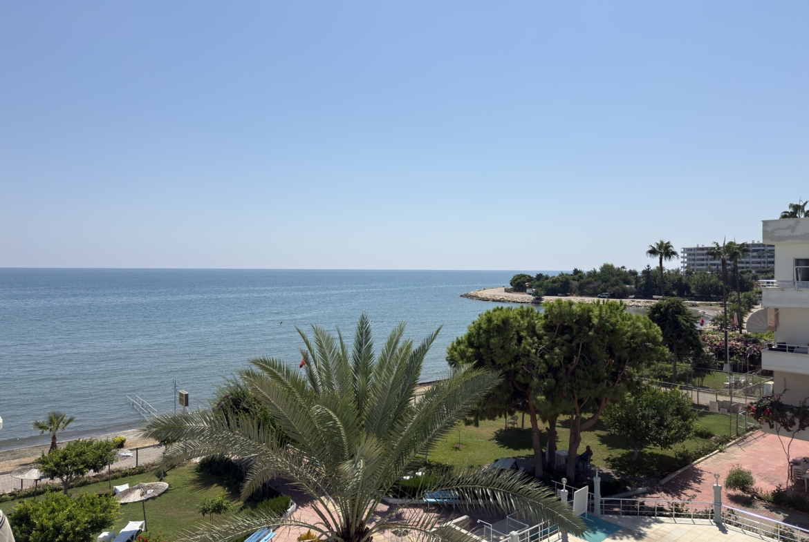 Mersin Erdemli Limonlu Denize Sıfır  Altın Körfez Sitesi Eşyalı Satılık 2+1 Daire