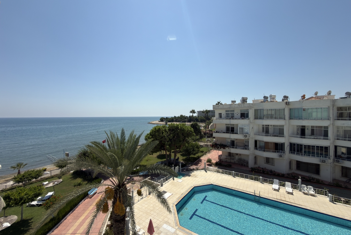 Mersin Erdemli Limonlu Denize Sıfır  Altın Körfez Sitesi Eşyalı Satılık 2+1 Daire