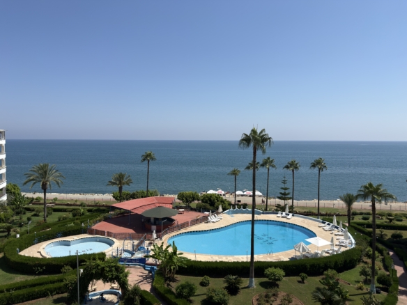 Mersin Erdemli Tırtar Elbiz Tatil Sitesi Denize Sıfır 2+1 Satılık Daire