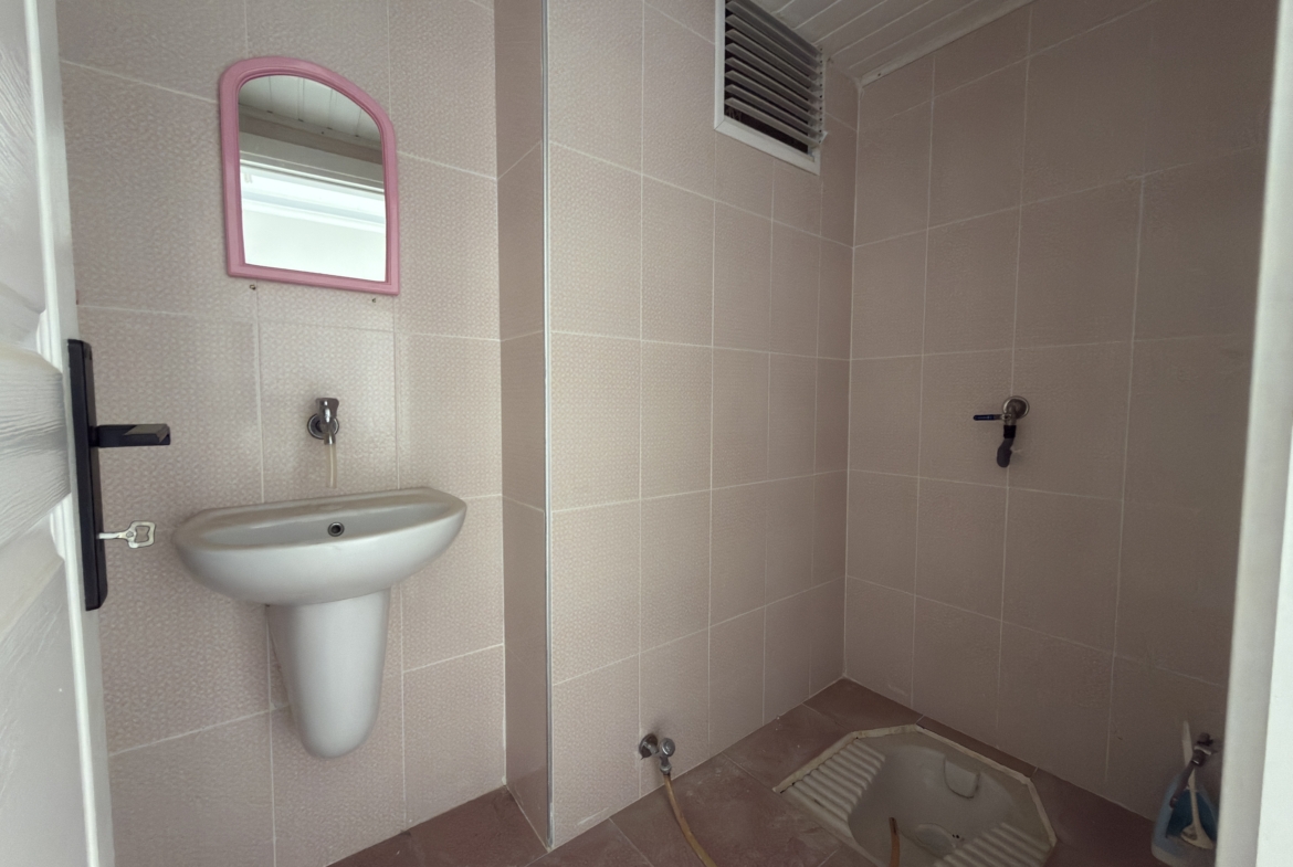 Mersin Erdemli Tırtar Elbiz Tatil Sitesi Denize Sıfır 2+1 Satılık Daire