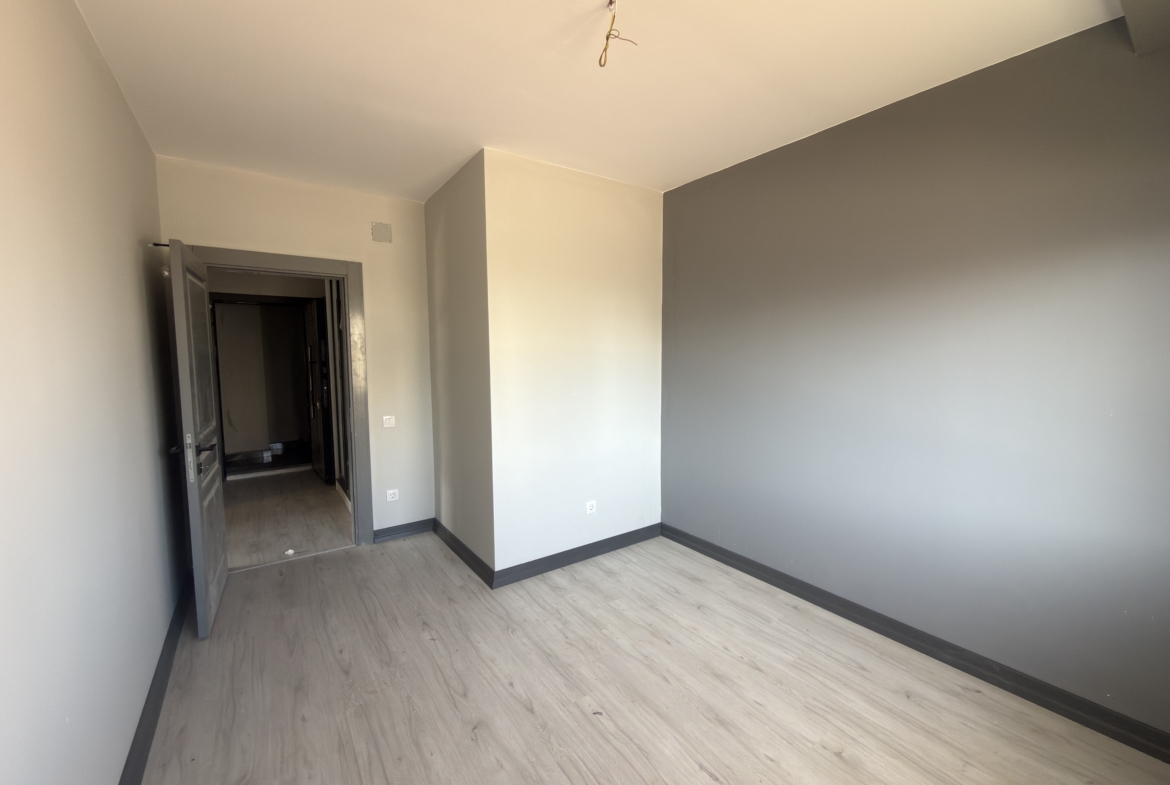 Mersin Erdemli Çeşmeli  Satılık Uygun 2+1 Daire