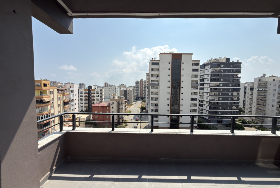 Mersin Erdemli Merkez Hastane Civarı Satılık 2+1 Bakımlı Daire