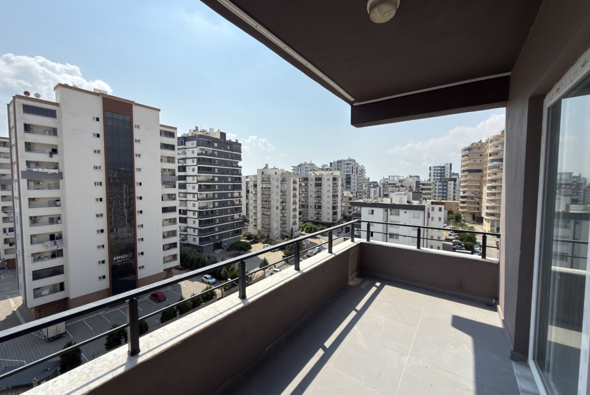 Mersin Erdemli Merkez Hastane Civarı Satılık 2+1 Bakımlı Daire