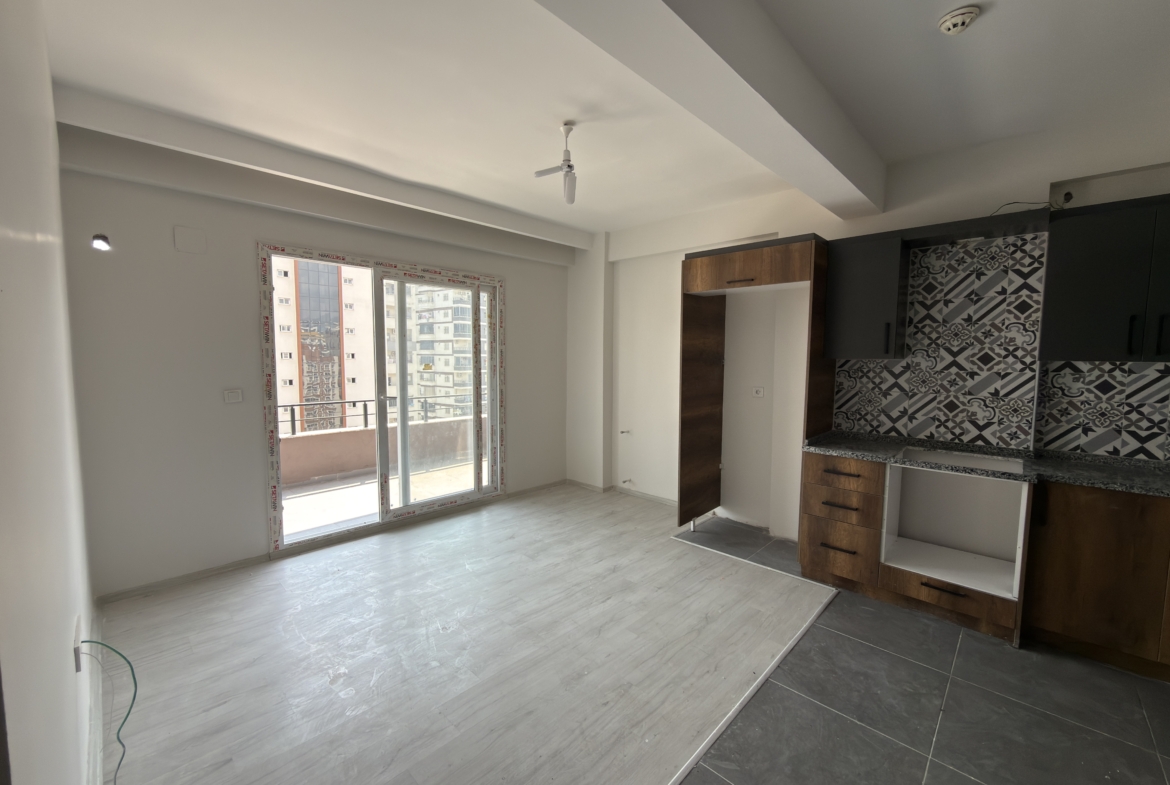 Mersin Erdemli Merkez Hastane Civarı Satılık 2+1 Bakımlı Daire