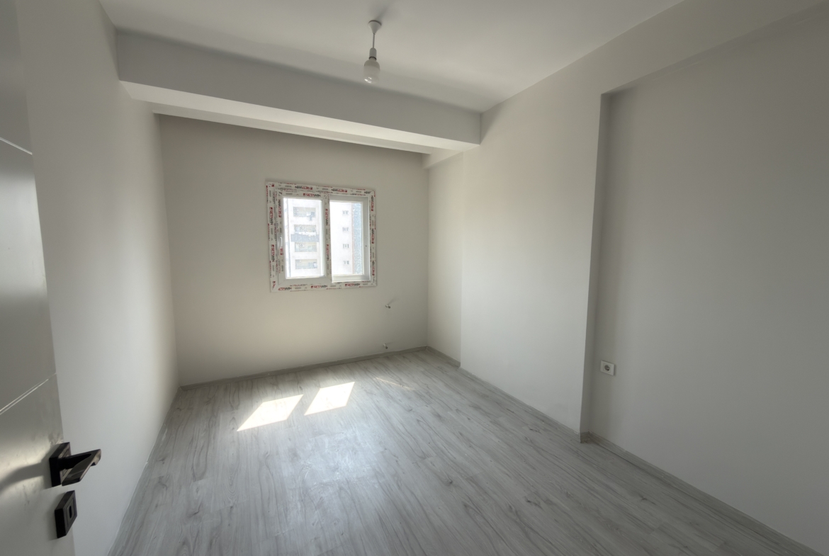 Mersin Erdemli Merkez Hastane Civarı Satılık 2+1 Bakımlı Daire